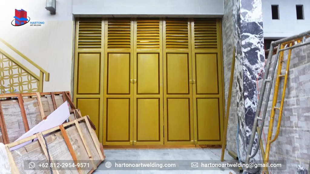 Pemasangan Pintu Henderson